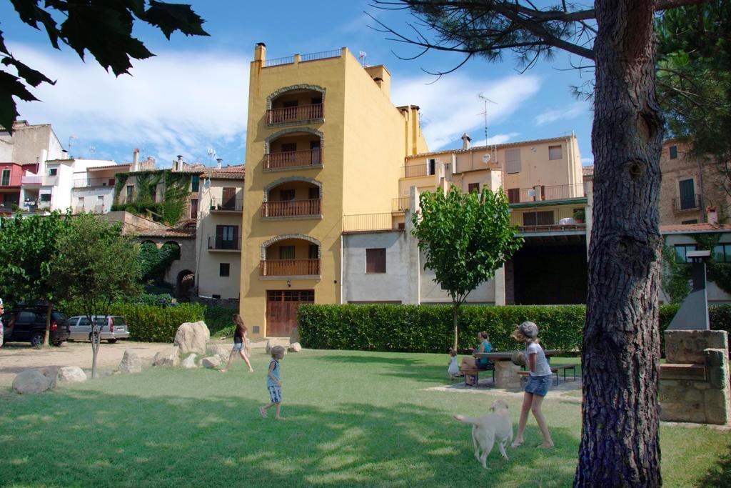 Apartamentos Cal Ratero Maçanet de Cabrenys Oda fotoğraf